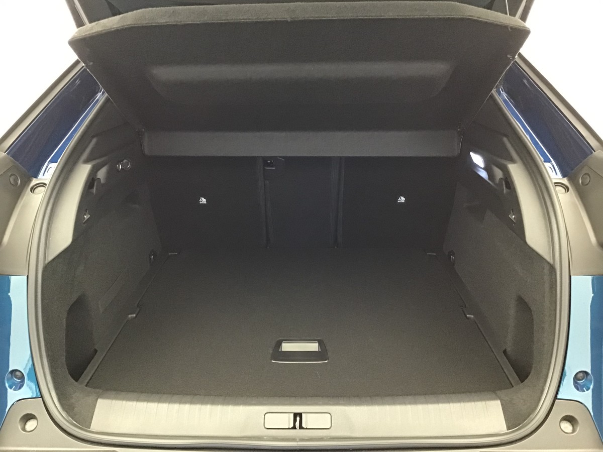 
								PEUGEOT 3008 PHASE 4 ALLURE BUSINESS SUV 4×2 full									