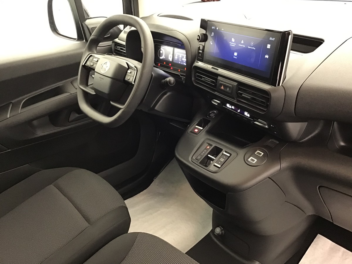 
								OPEL COMBO CARGO XL HEAVY 950 KG VAN VU full									