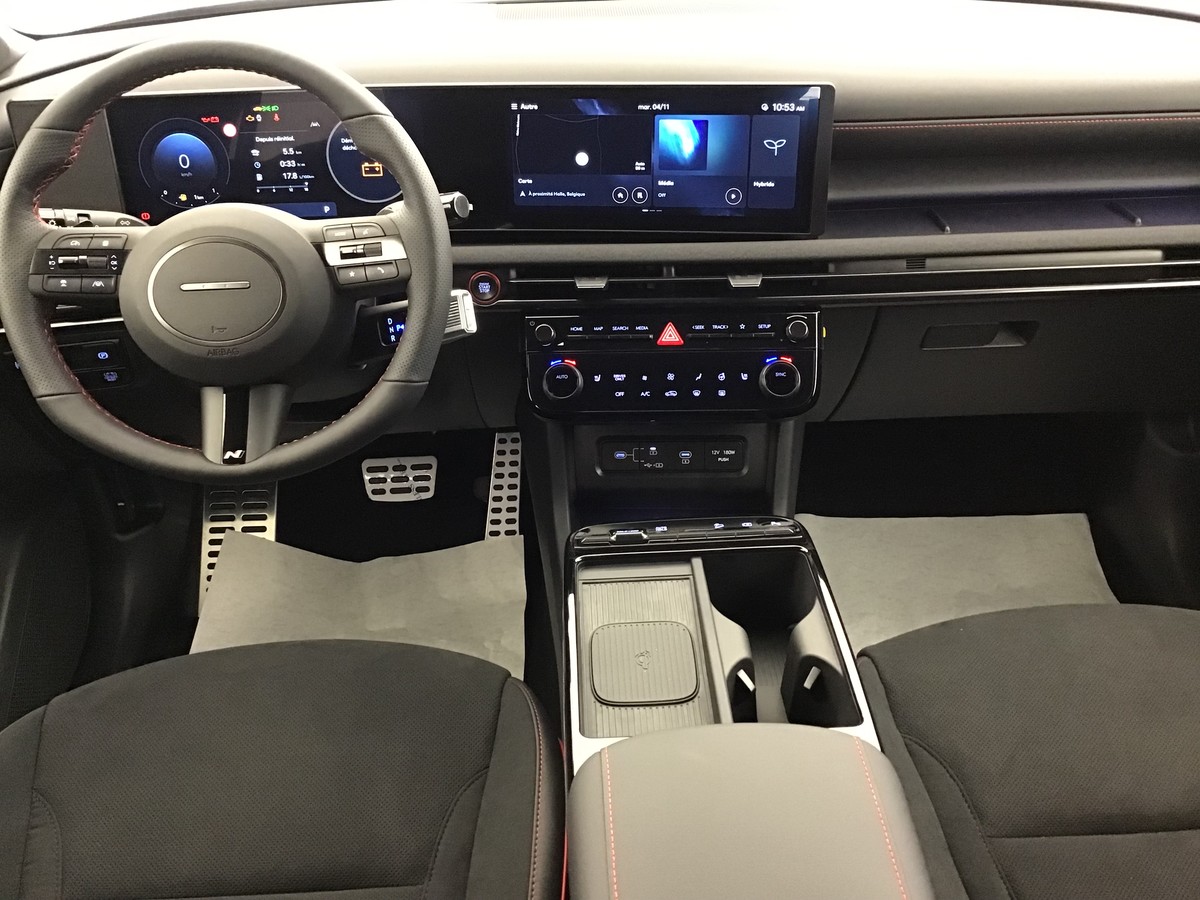 
								HYUNDAI TUCSON FEEL N LINE SUV 4×2 full									