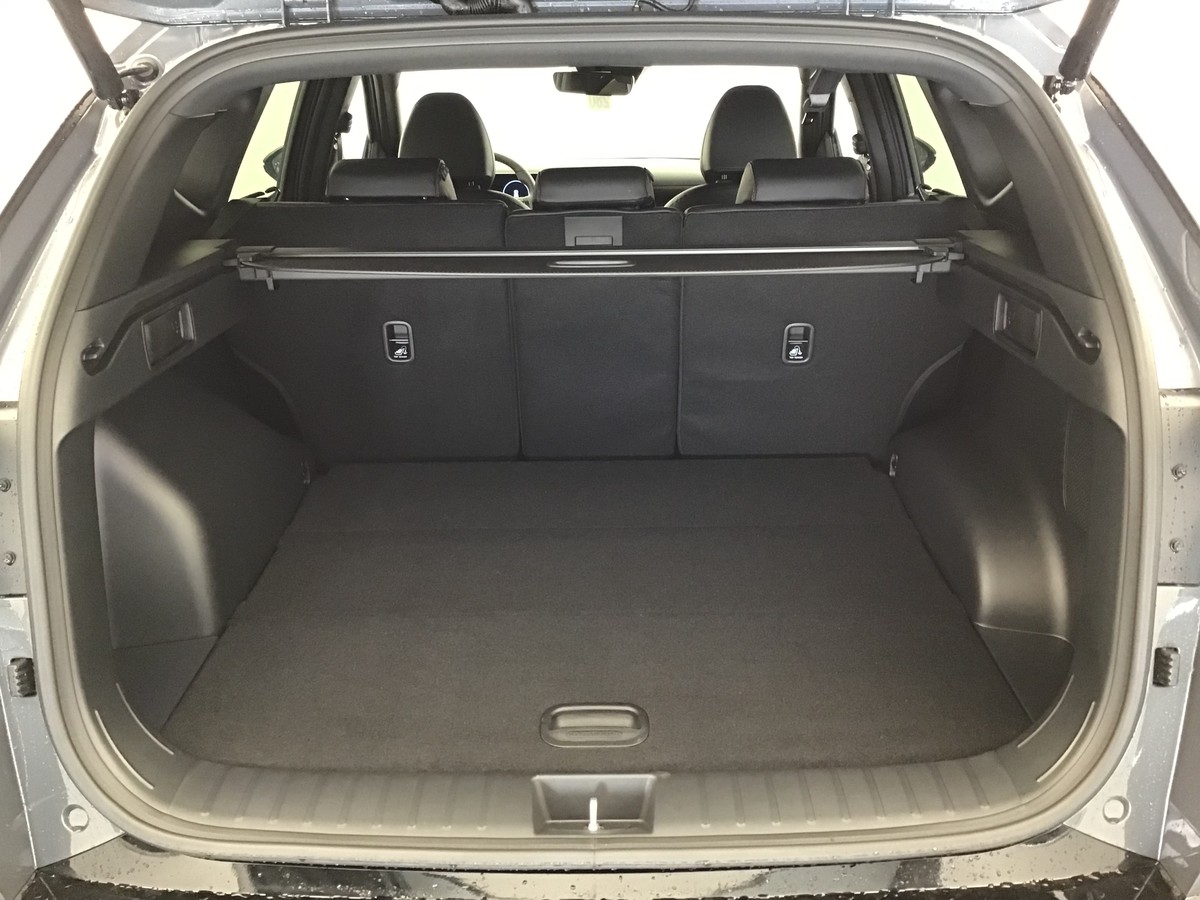 
								HYUNDAI TUCSON FEEL N LINE SUV 4×2 full									