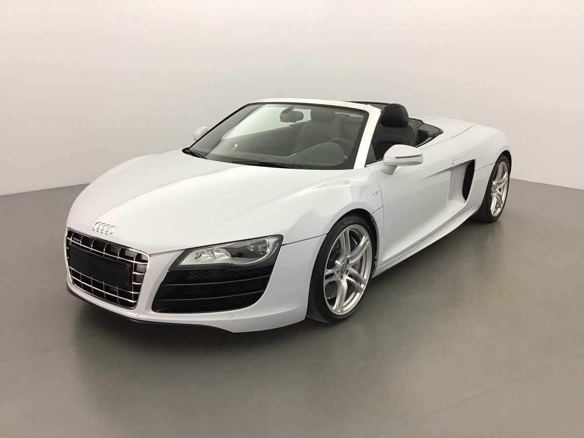 
								AUDI R8 SPYDER Cabriolet full									