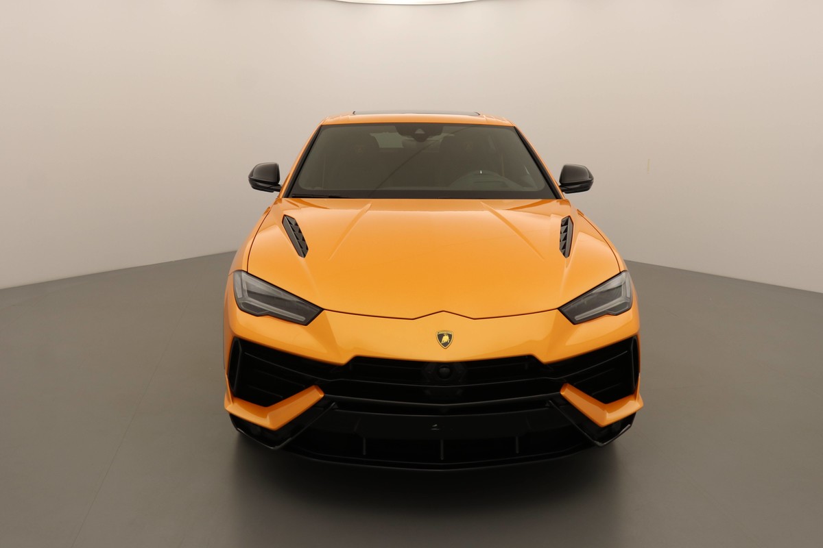 
								LAMBORGHINI URUS S SUV 4X4 full									